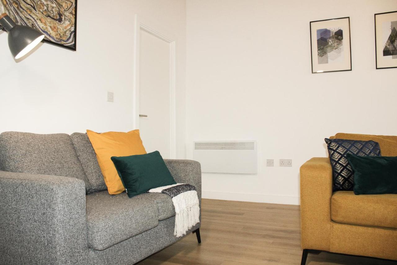 Modern Luxury Serviced Duplex Apartments By Repose- 150 Metro Court, West Bromwich Dış mekan fotoğraf
