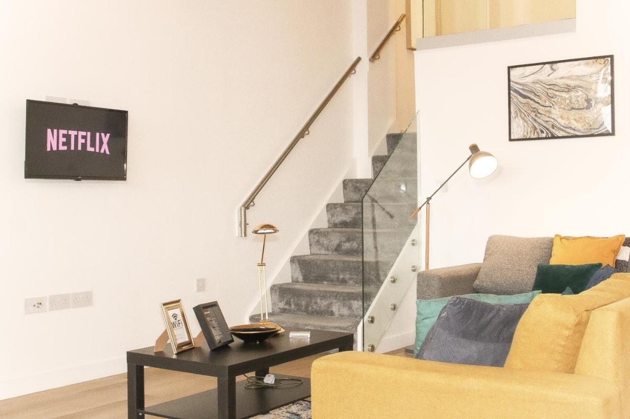 Modern Luxury Serviced Duplex Apartments By Repose- 150 Metro Court, West Bromwich Dış mekan fotoğraf