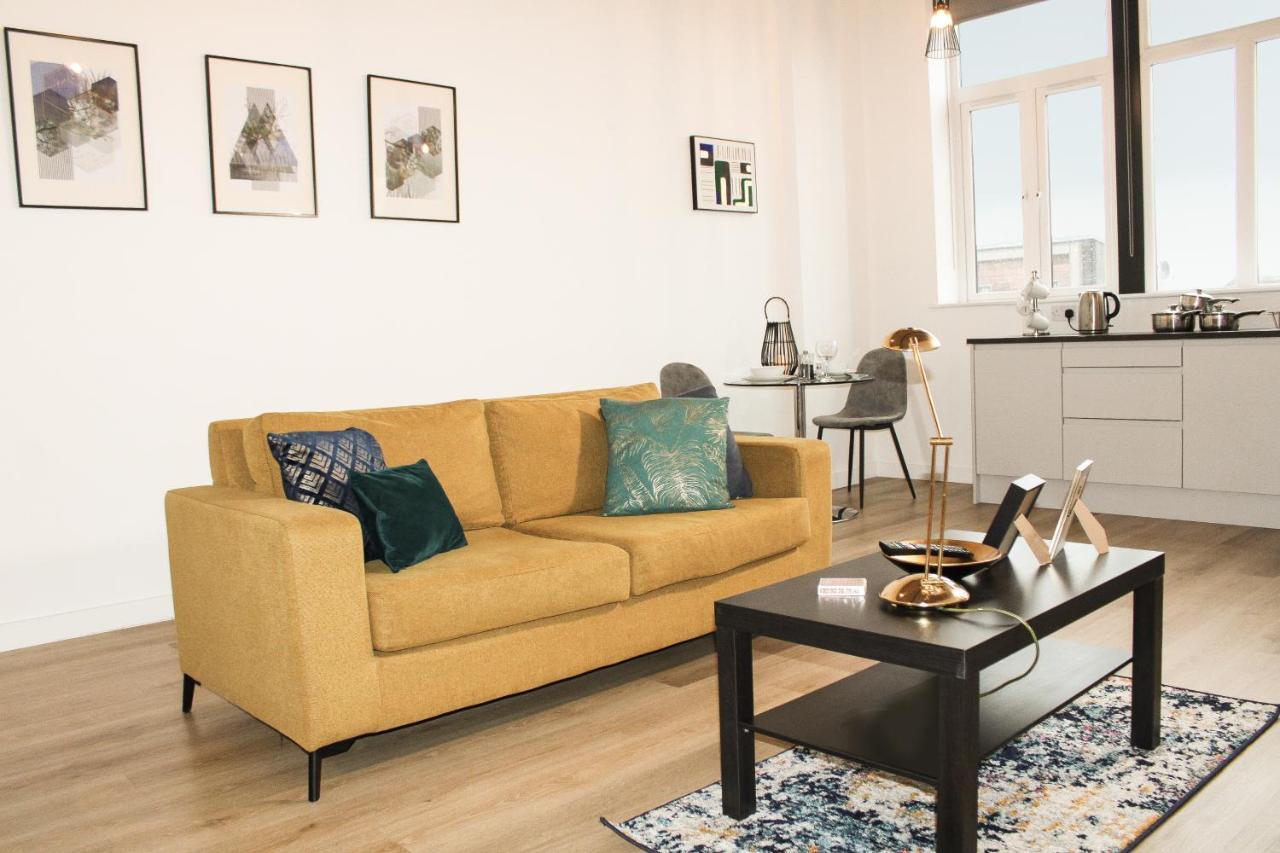 Modern Luxury Serviced Duplex Apartments By Repose- 150 Metro Court, West Bromwich Dış mekan fotoğraf