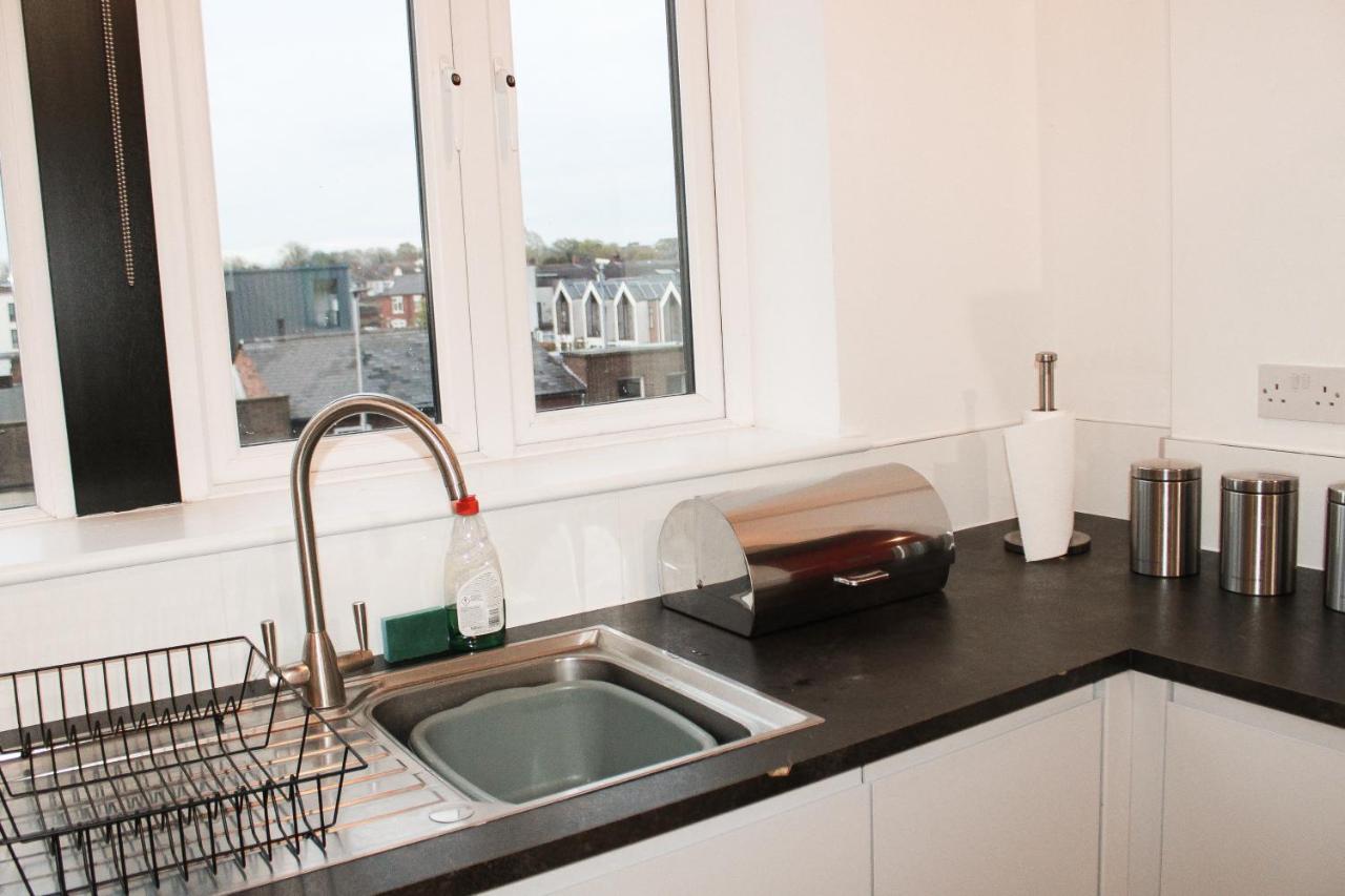 Modern Luxury Serviced Duplex Apartments By Repose- 150 Metro Court, West Bromwich Dış mekan fotoğraf