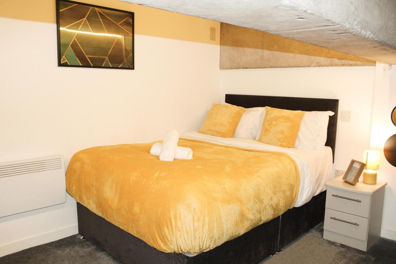 Modern Luxury Serviced Duplex Apartments By Repose- 150 Metro Court, West Bromwich Dış mekan fotoğraf